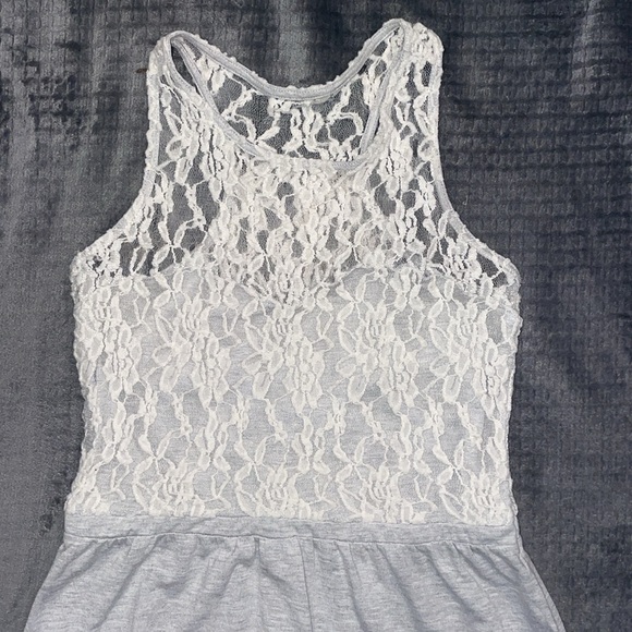 Grey maxi dress with lace bodice - Picture 2 of 3